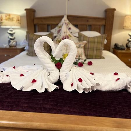 Windermere Boutique Hotel Spa Suites & Hot Tubs 외부 사진
