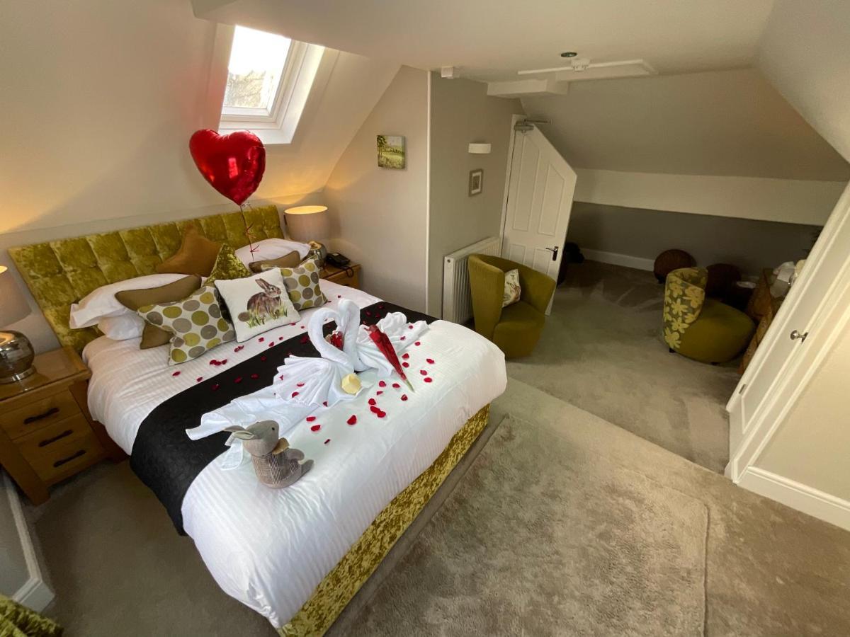 Windermere Boutique Hotel Spa Suites & Hot Tubs 외부 사진
