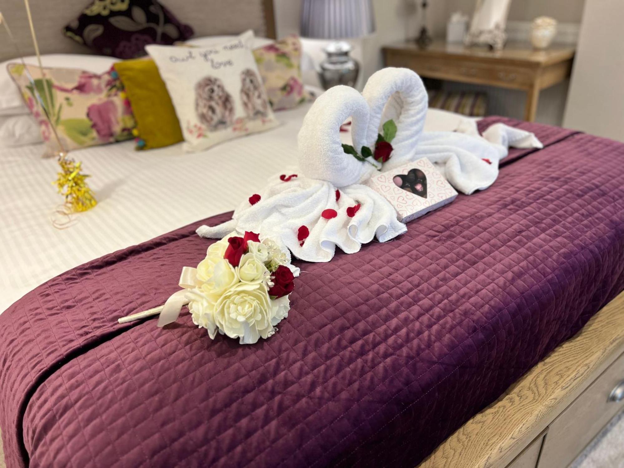 Windermere Boutique Hotel Spa Suites & Hot Tubs 외부 사진