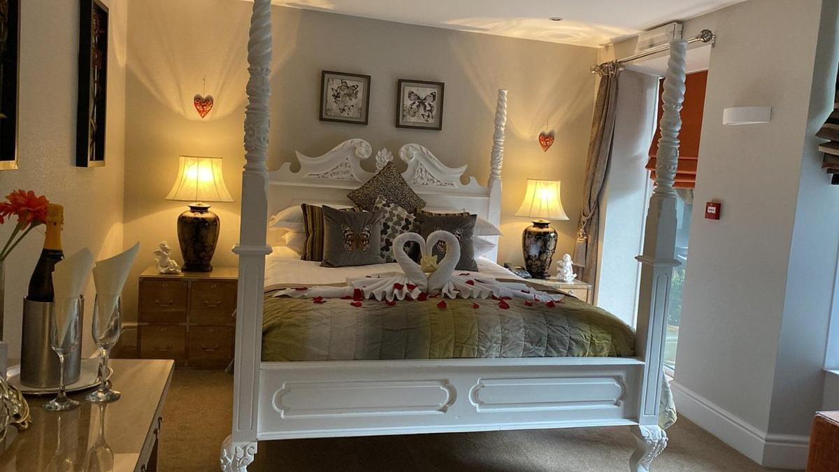 Windermere Boutique Hotel Spa Suites & Hot Tubs 외부 사진