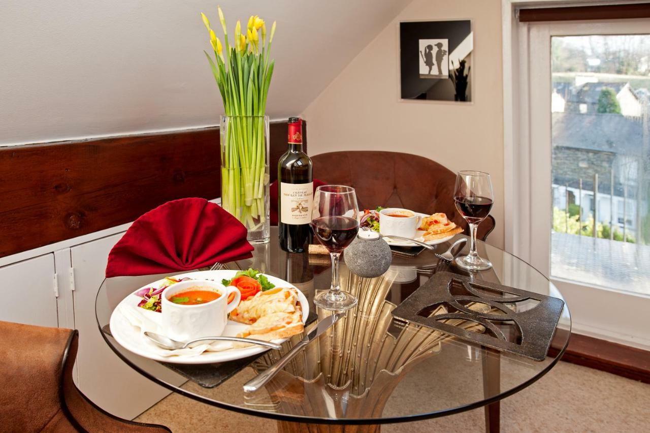 Windermere Boutique Hotel Spa Suites & Hot Tubs 외부 사진
